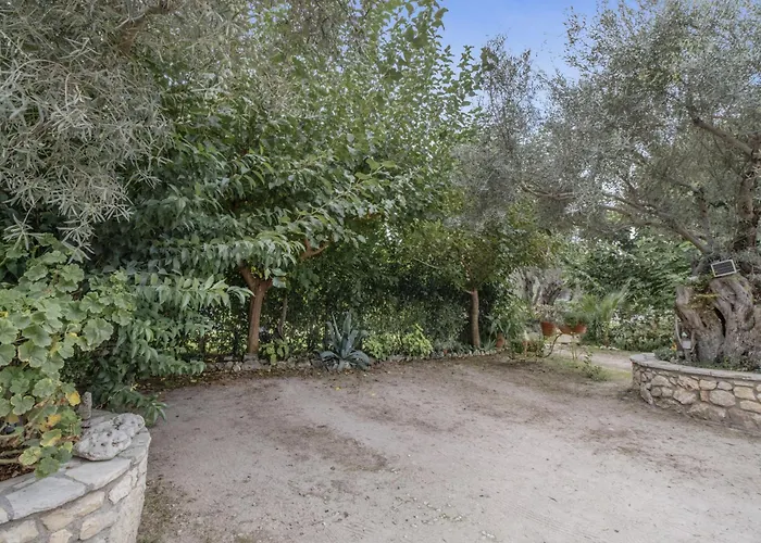 Fotini Villa