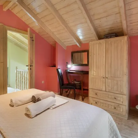 Fotini Villa